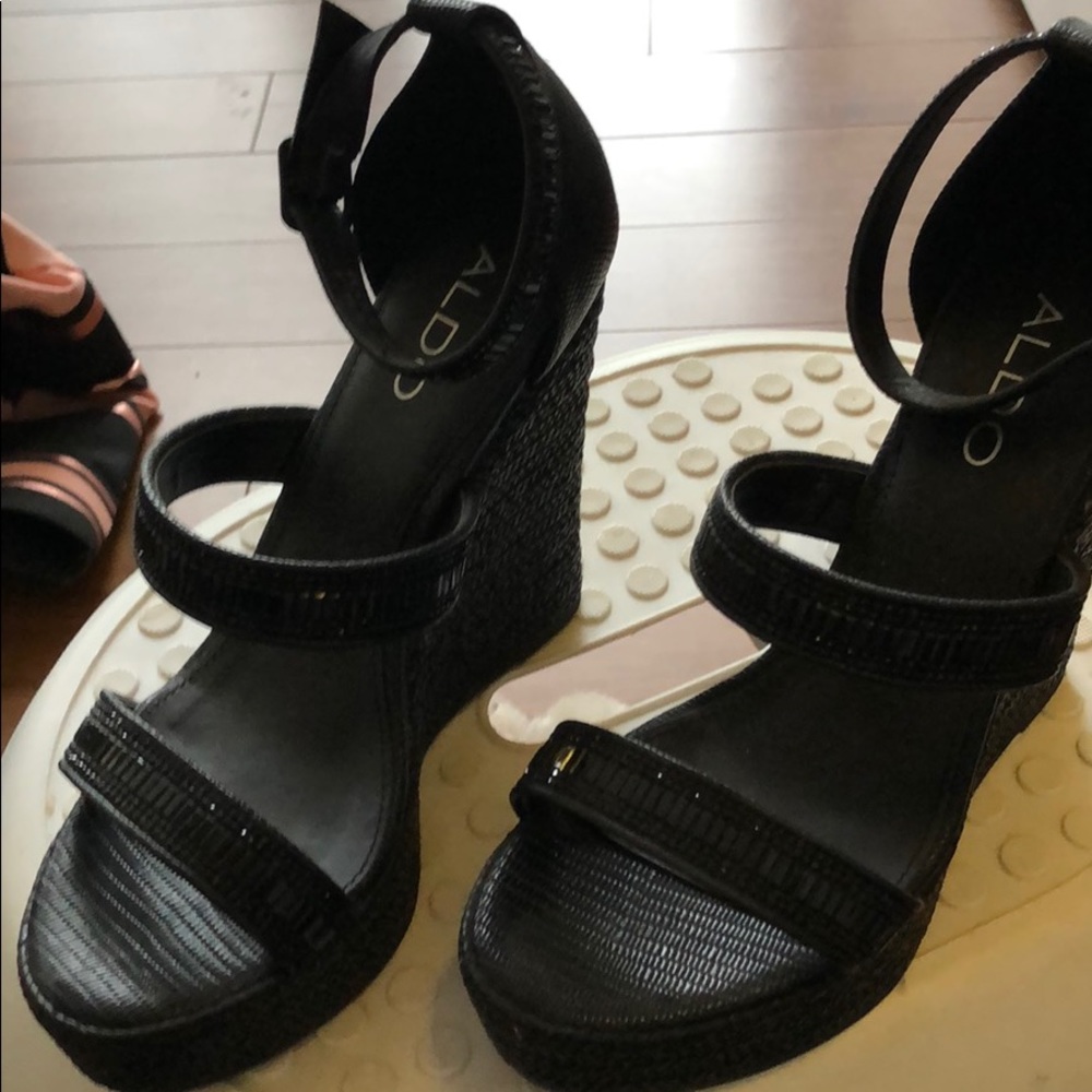 Black aldo wedges